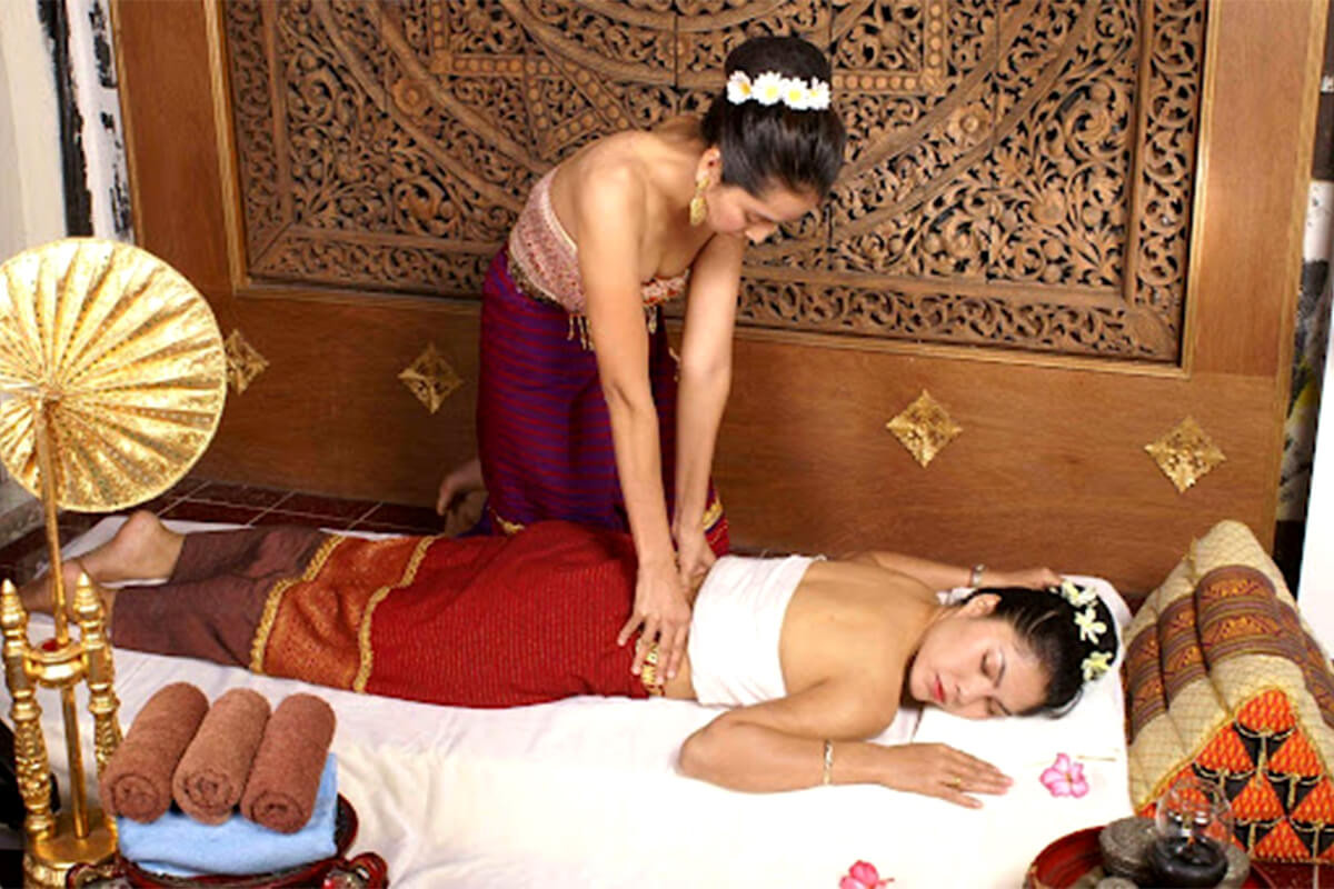 Massage Thái cổ truyền (Nguồn: Internet)